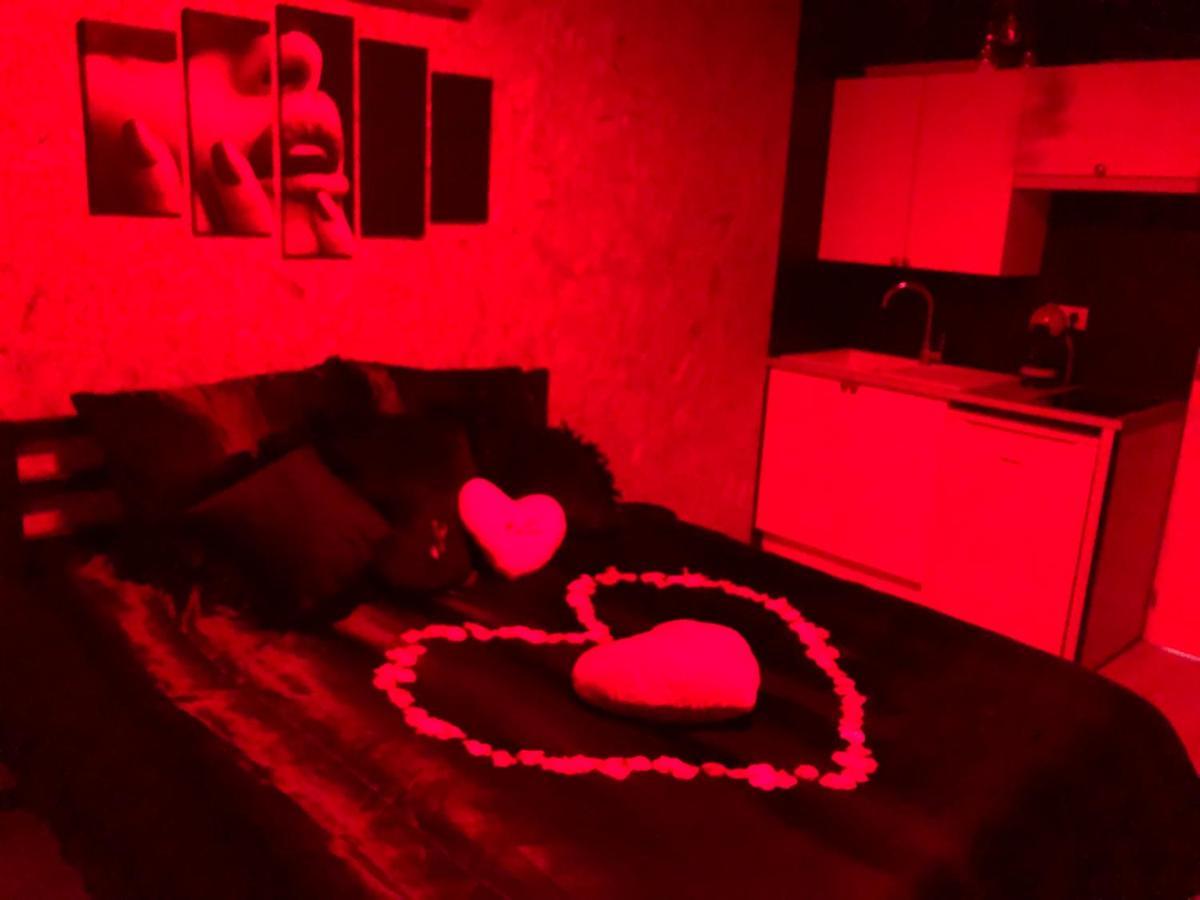 Mini Love Room Jacuzzi Privatif Urimenil Buitenkant foto