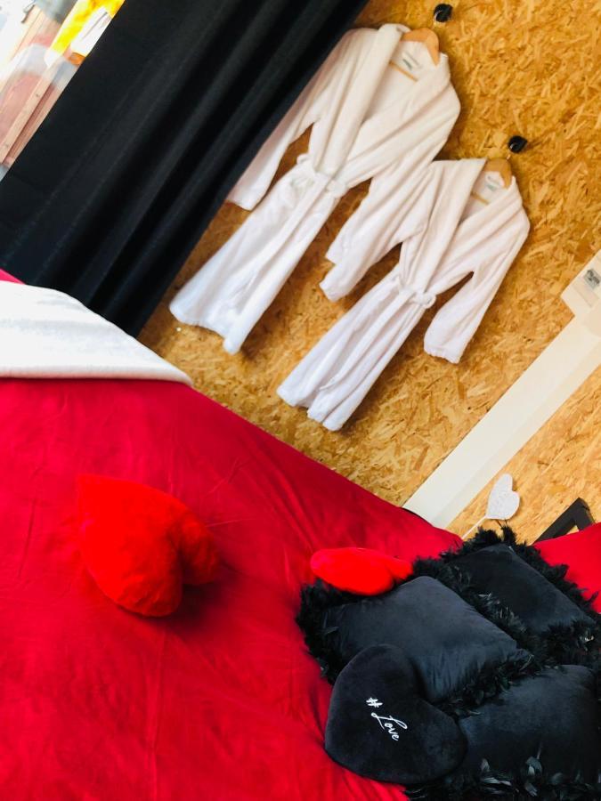 Mini Love Room Jacuzzi Privatif Urimenil Buitenkant foto