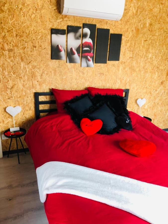 Mini Love Room Jacuzzi Privatif Urimenil Buitenkant foto
