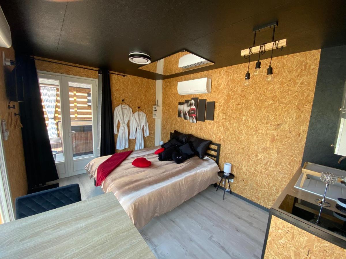 Mini Love Room Jacuzzi Privatif Urimenil Buitenkant foto