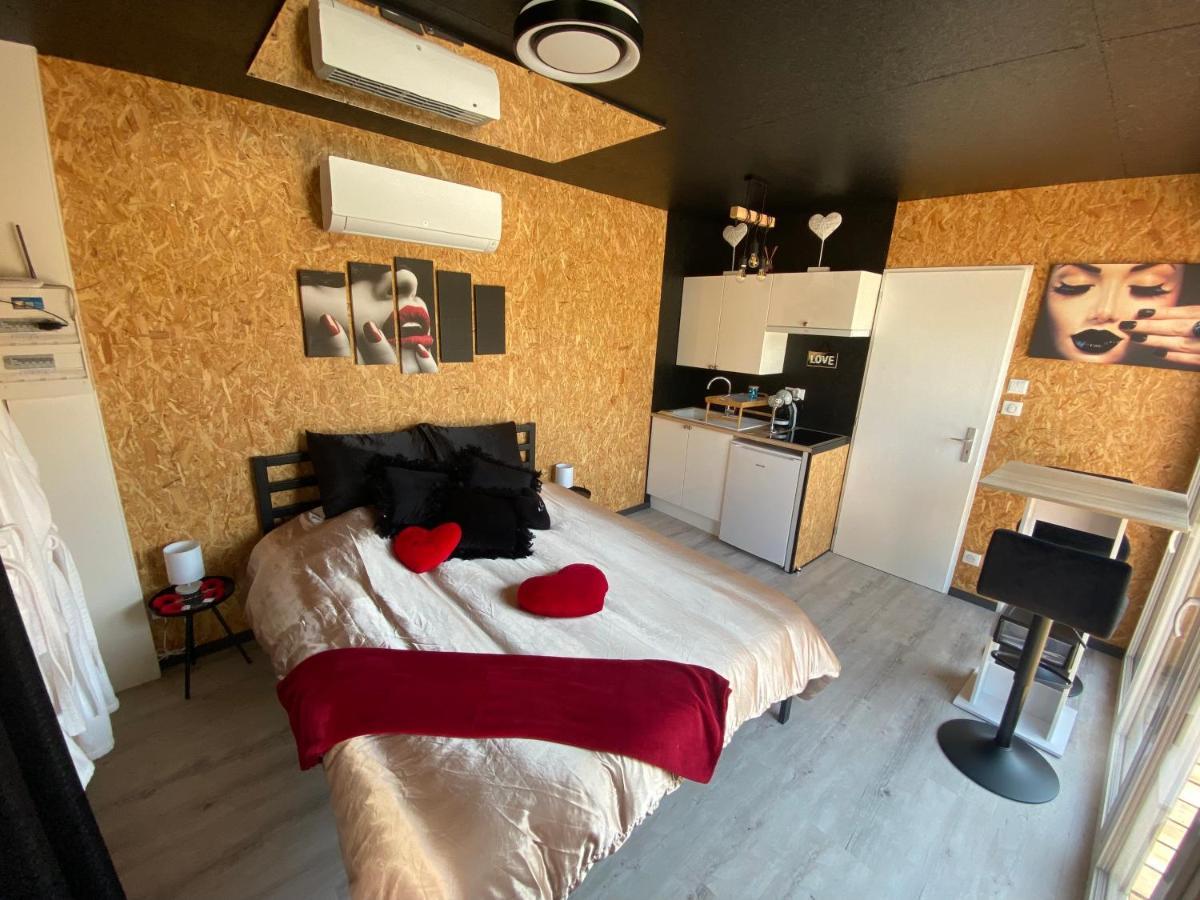 Mini Love Room Jacuzzi Privatif Urimenil Buitenkant foto
