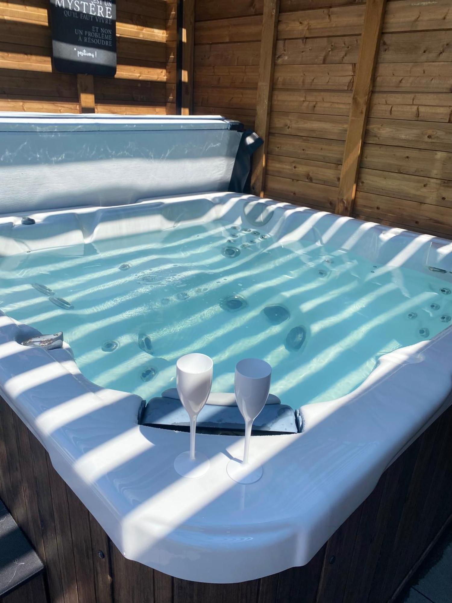 Mini Love Room Jacuzzi Privatif Urimenil Buitenkant foto